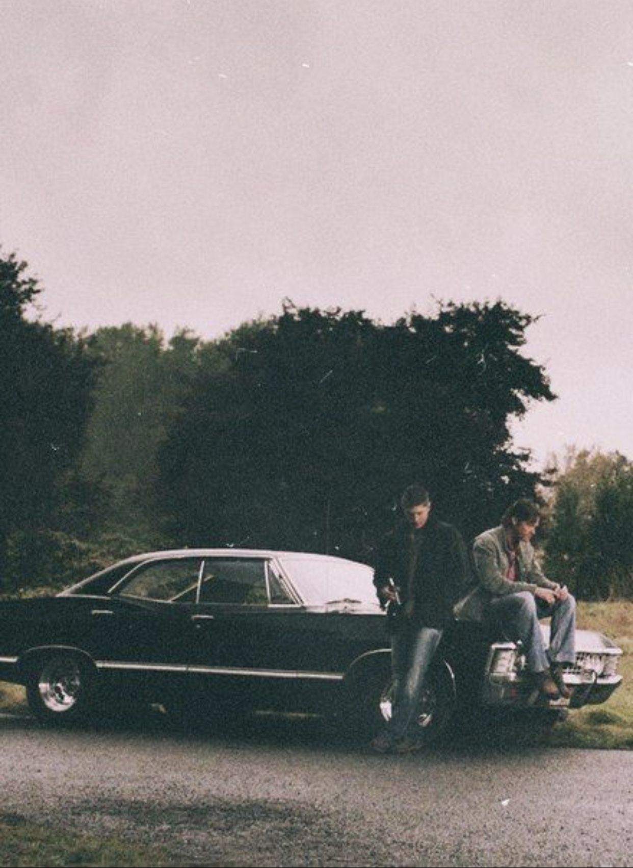 Supernatural Sam And Dean Impala - HD Wallpaper 