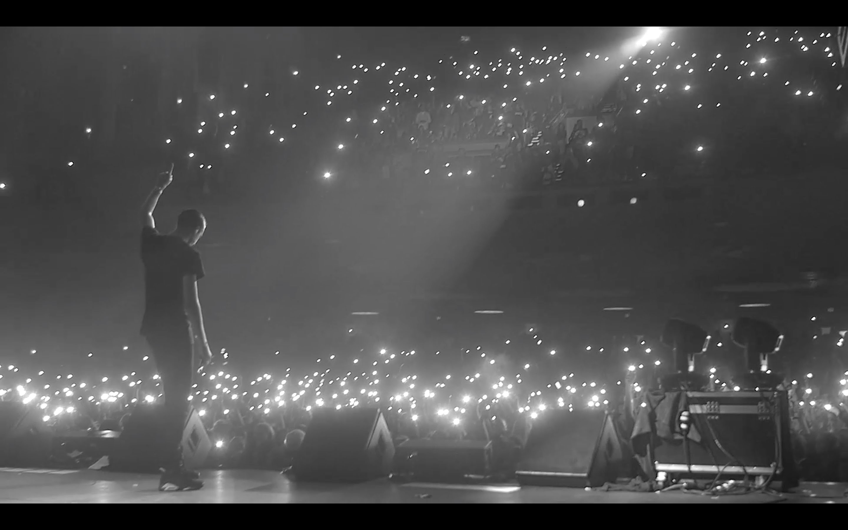 G Eazy From The Bay To The Universe Ep - G Eazy On Stage - HD Wallpaper 
