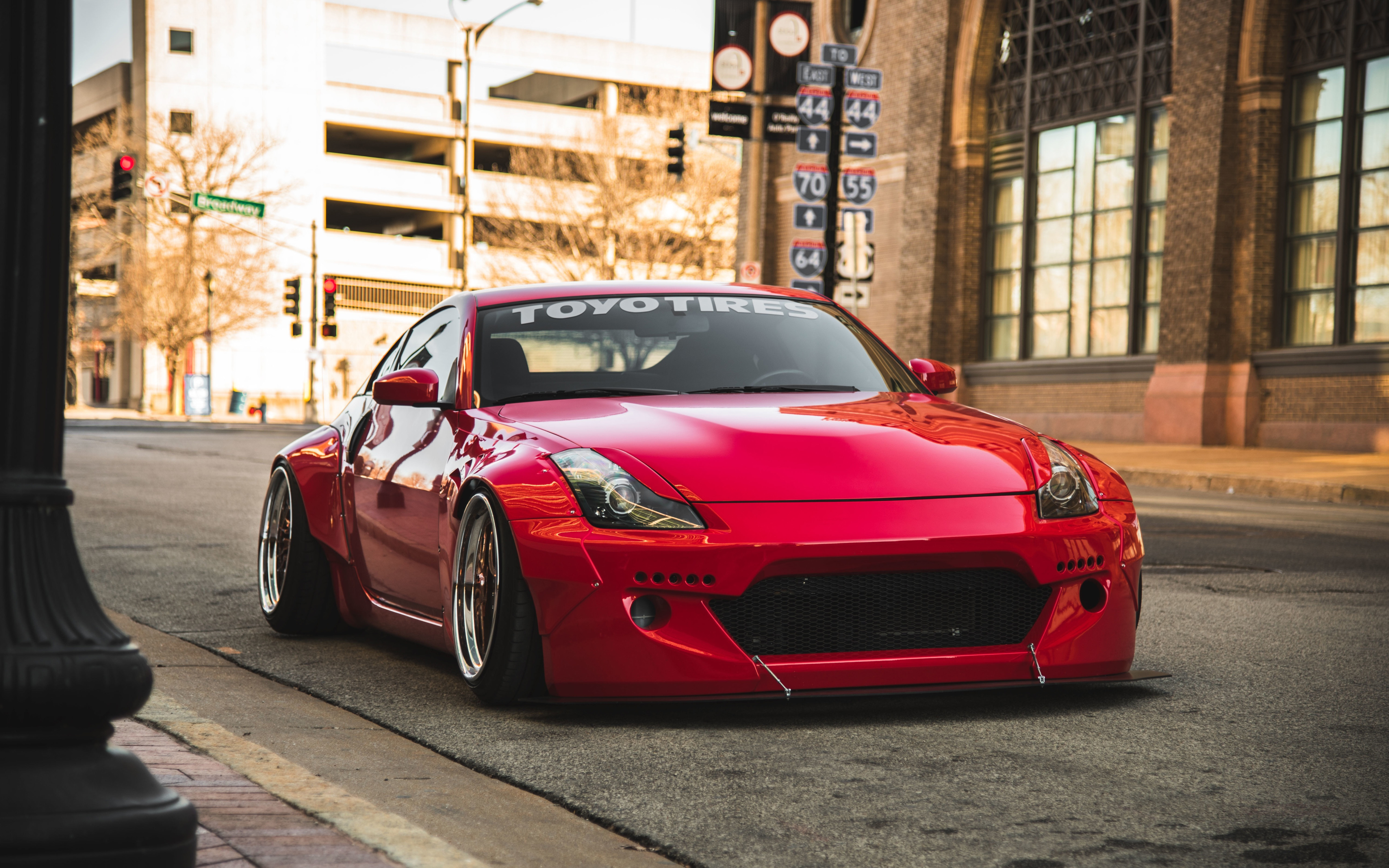 Nissan 350z, Tuning, Lowrider, Red 350z, Japanese Sports - 350z Vermelho - HD Wallpaper 