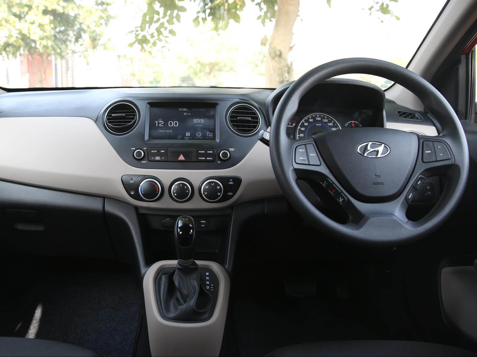 Interior Hyundai Grand I10 - HD Wallpaper 