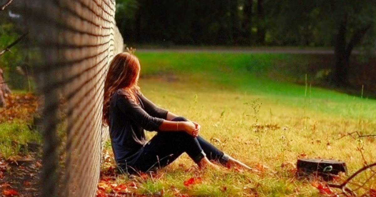 Lonely Girl Hd Wallpaper For Facebook Cover - Facebook Girl Cover Photo Hd - HD Wallpaper 