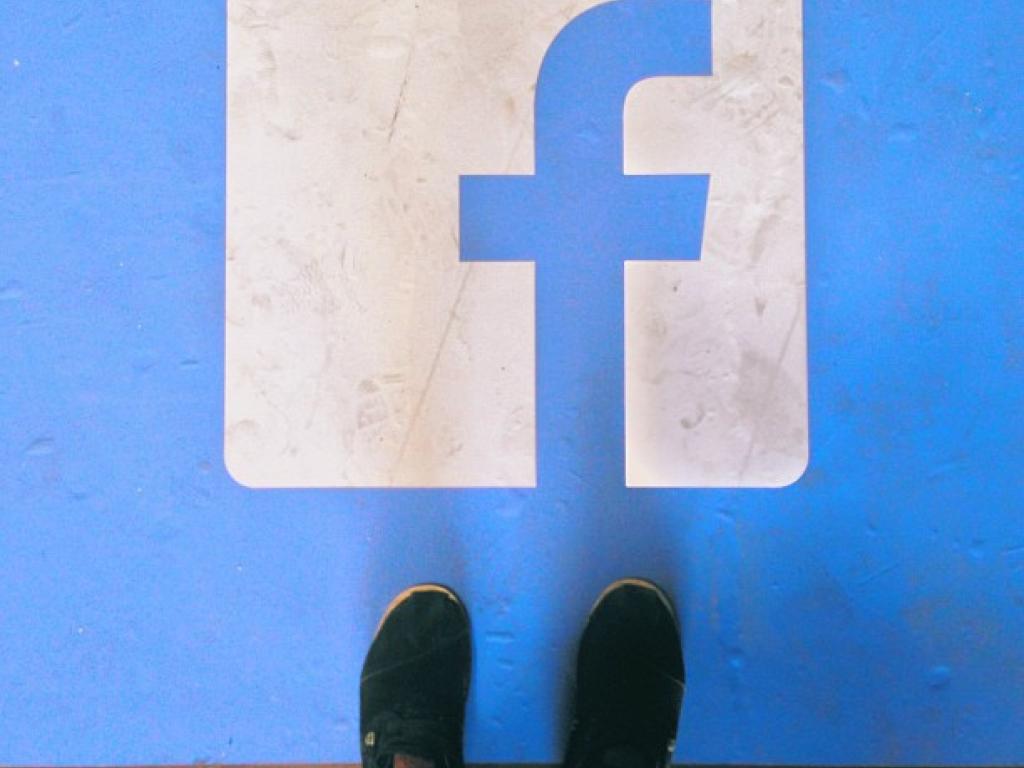 5 Awesome Perks Of Working For Facebook - Fb Ads - HD Wallpaper 