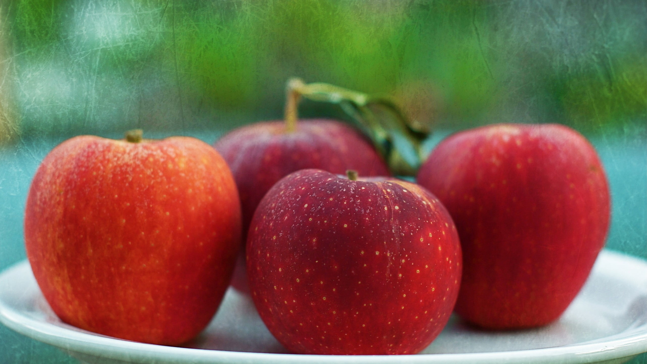 Four Apple Fruit - HD Wallpaper 