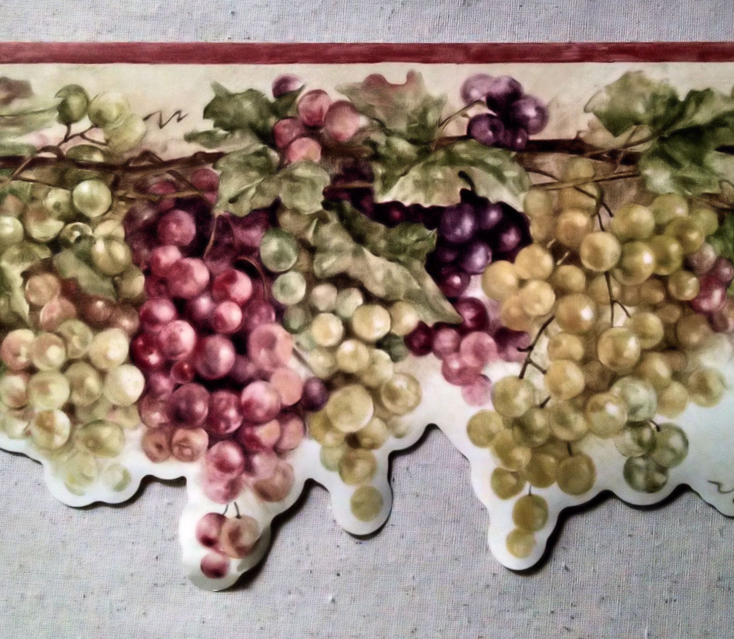 Tuscan Grapes On Grapevines Wallpaper Border - HD Wallpaper 