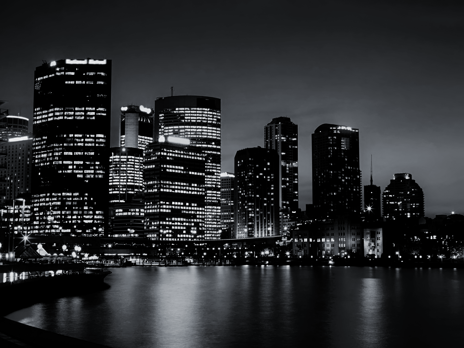 Black And White City Skyline Background - HD Wallpaper 