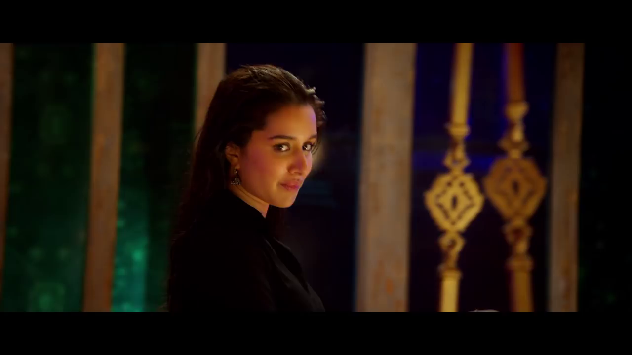 Shraddha Kapoor Hot Gif In Hamma Hamma - HD Wallpaper 