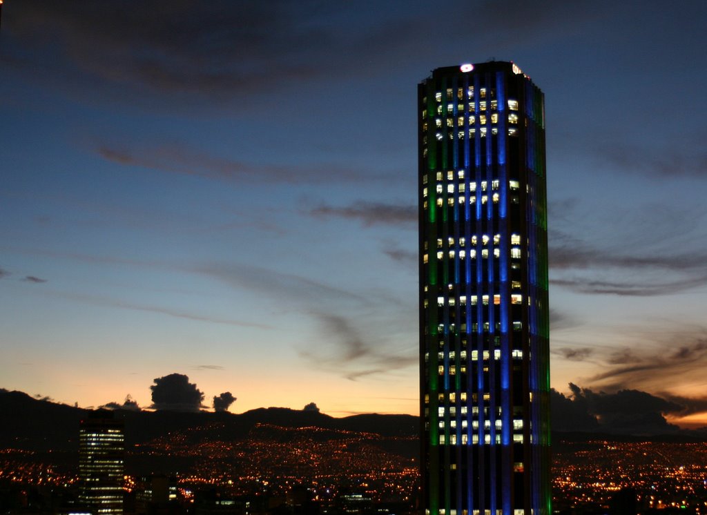 Torre Colpatria Skyscraper Wallpaper Hd - Torre Colpatria - HD Wallpaper 