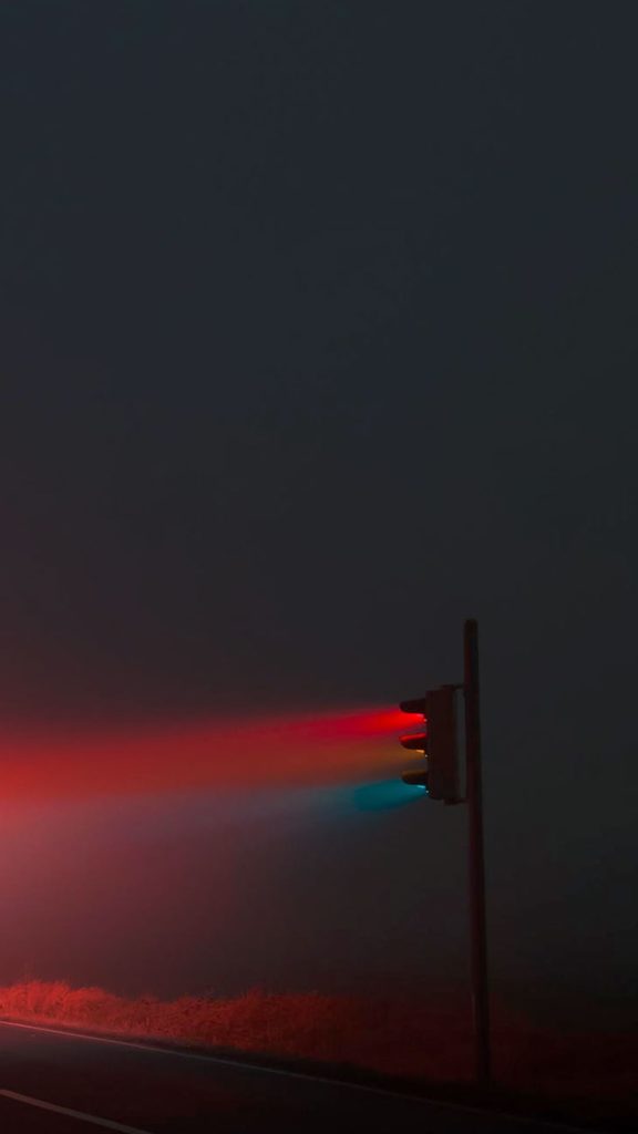 Traffic Light Brightly Shining In The Dark - Wild Iphone - HD Wallpaper 