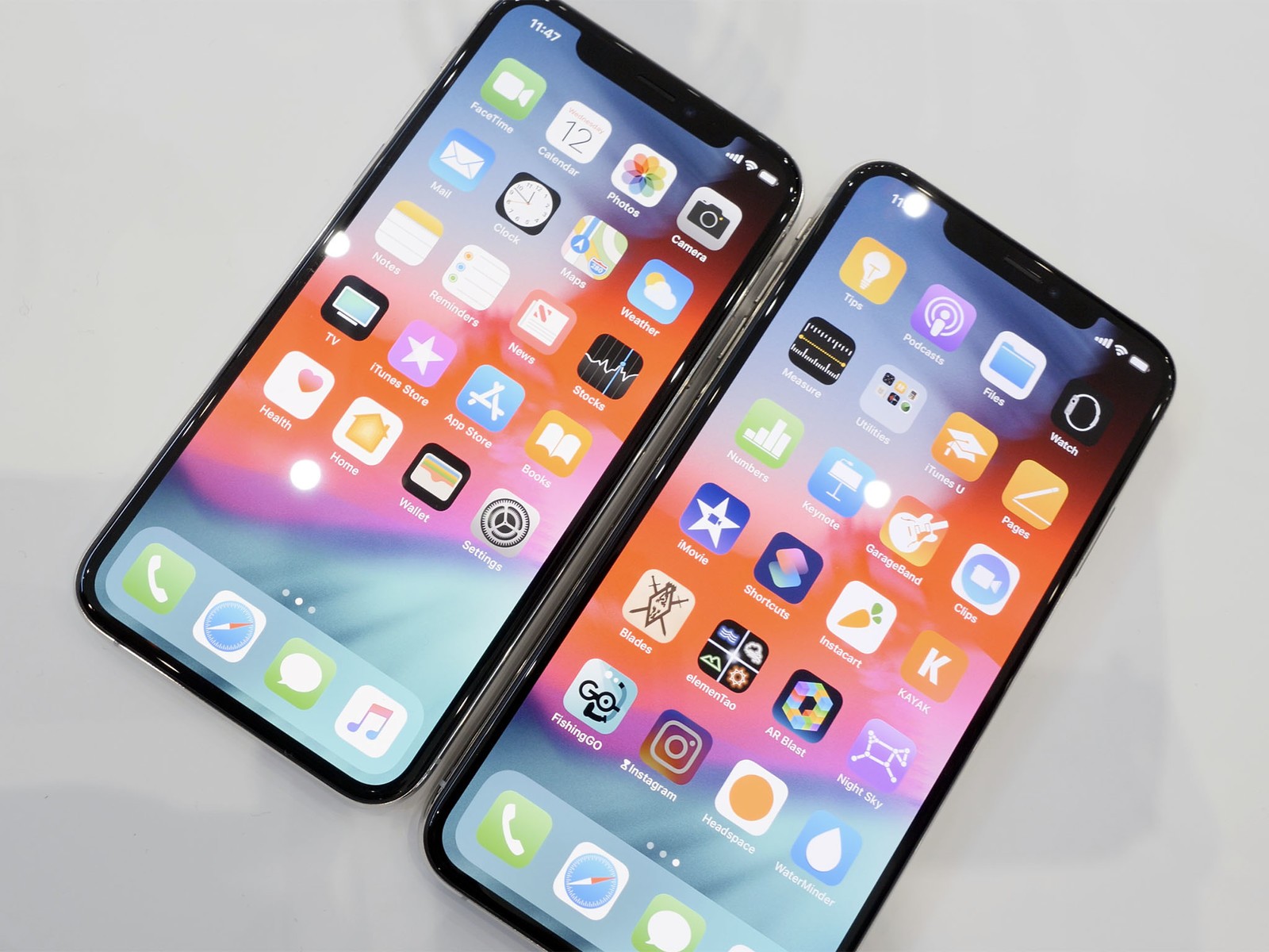 Xs Max Vs Xs Size - HD Wallpaper 