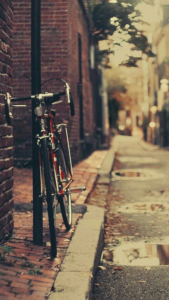 Road Bike Wallpaper Iphone - HD Wallpaper 