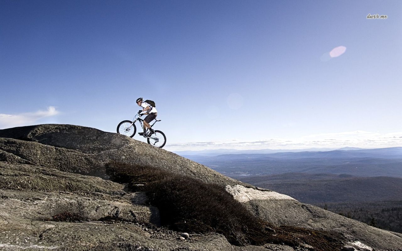 Downhill Bike Wallpaper - HD Wallpaper 