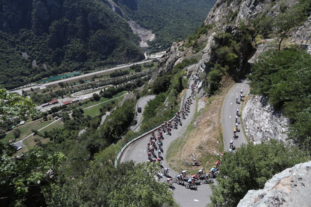 Tour De France Mountain - HD Wallpaper 