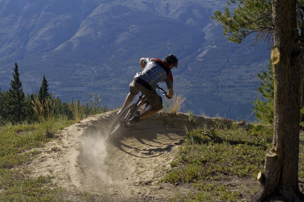 Mountain Bike Action - HD Wallpaper 