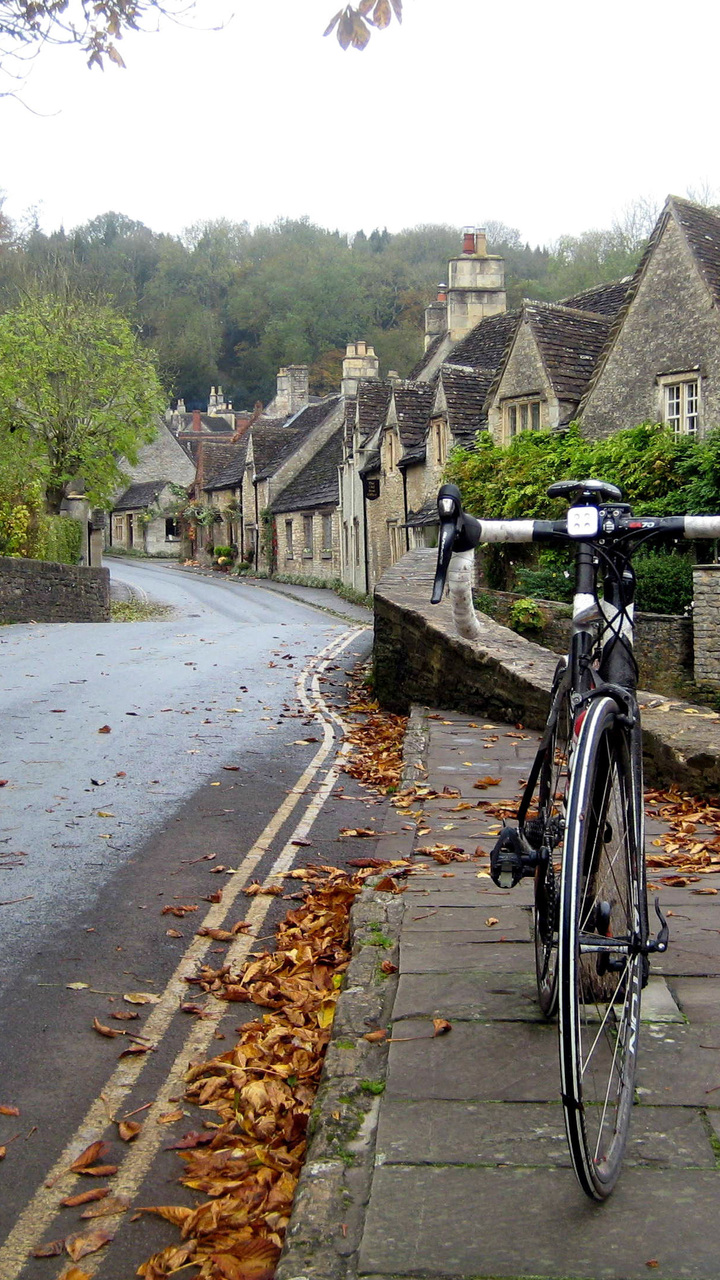 Street, England, The City, Road Bike, Bloomsburg Photo - Castle Combe - HD Wallpaper 