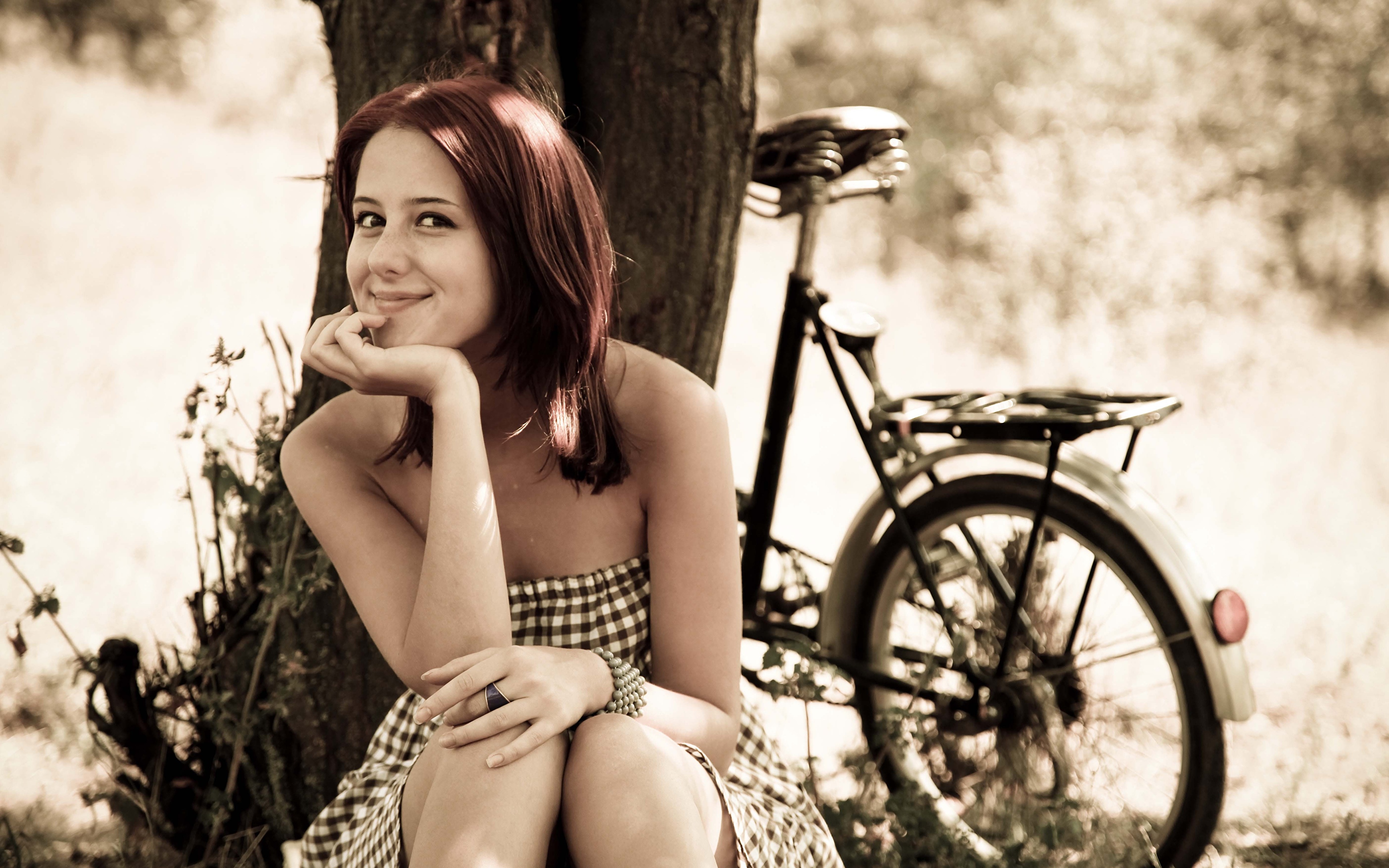 Girls Sitting On Bikes - HD Wallpaper 