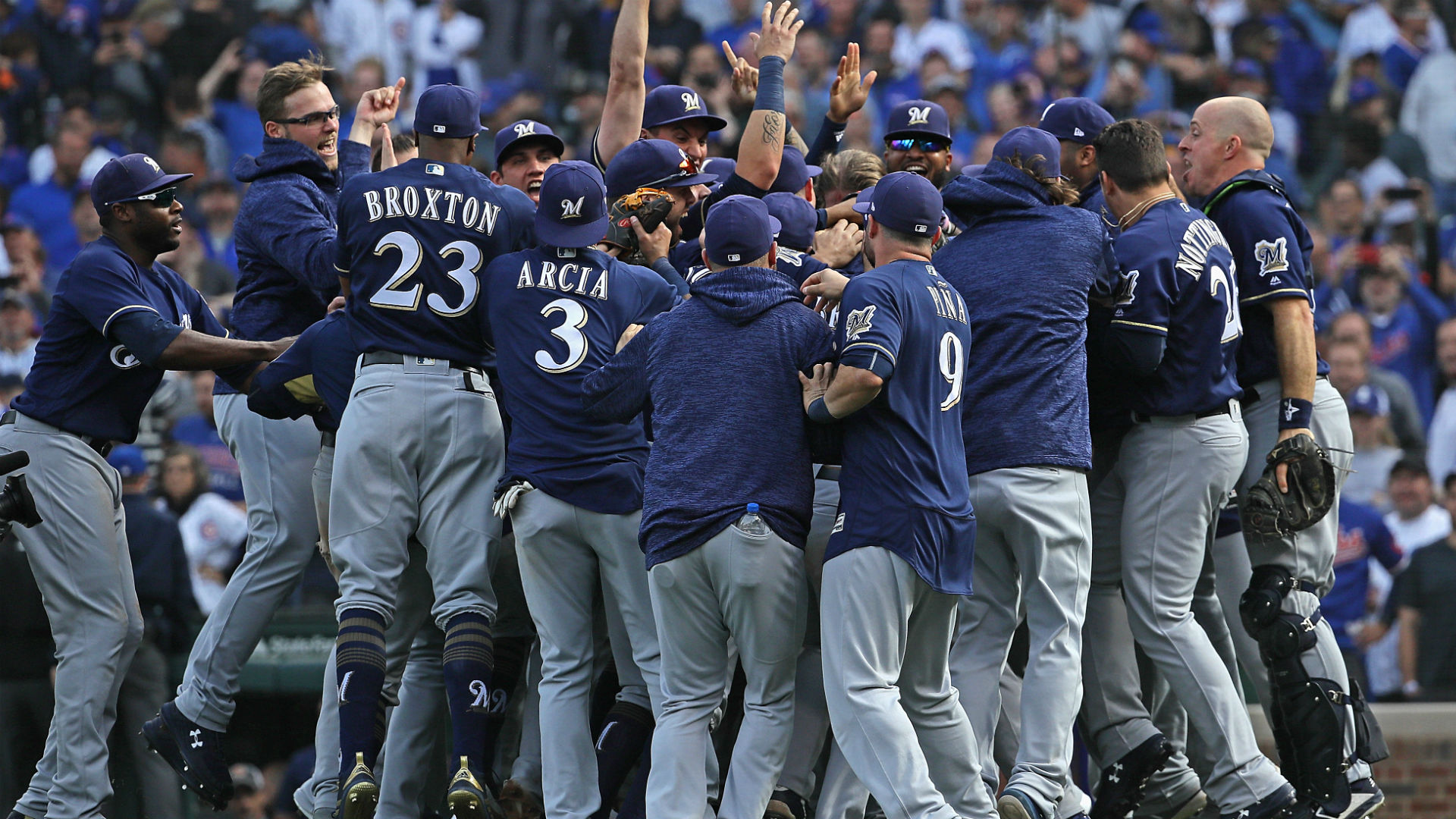Milwaukee Brewers Celebrate - Brewers Win Nl Central - HD Wallpaper 