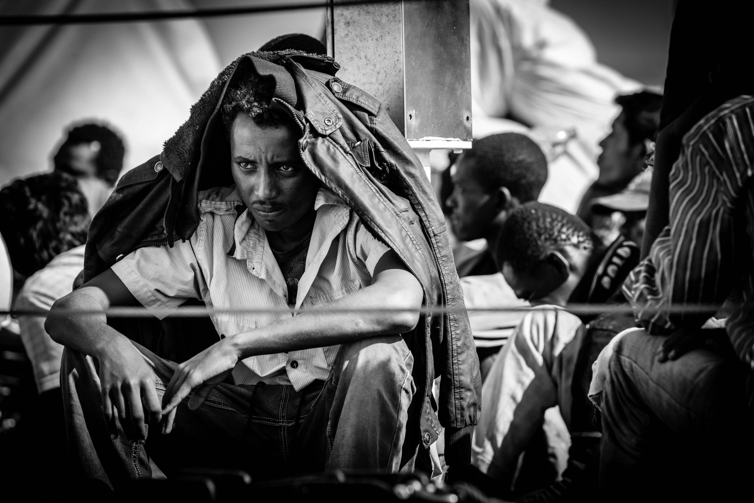 06 12 Mafiamigrants - Mafia Man And Girl - HD Wallpaper 