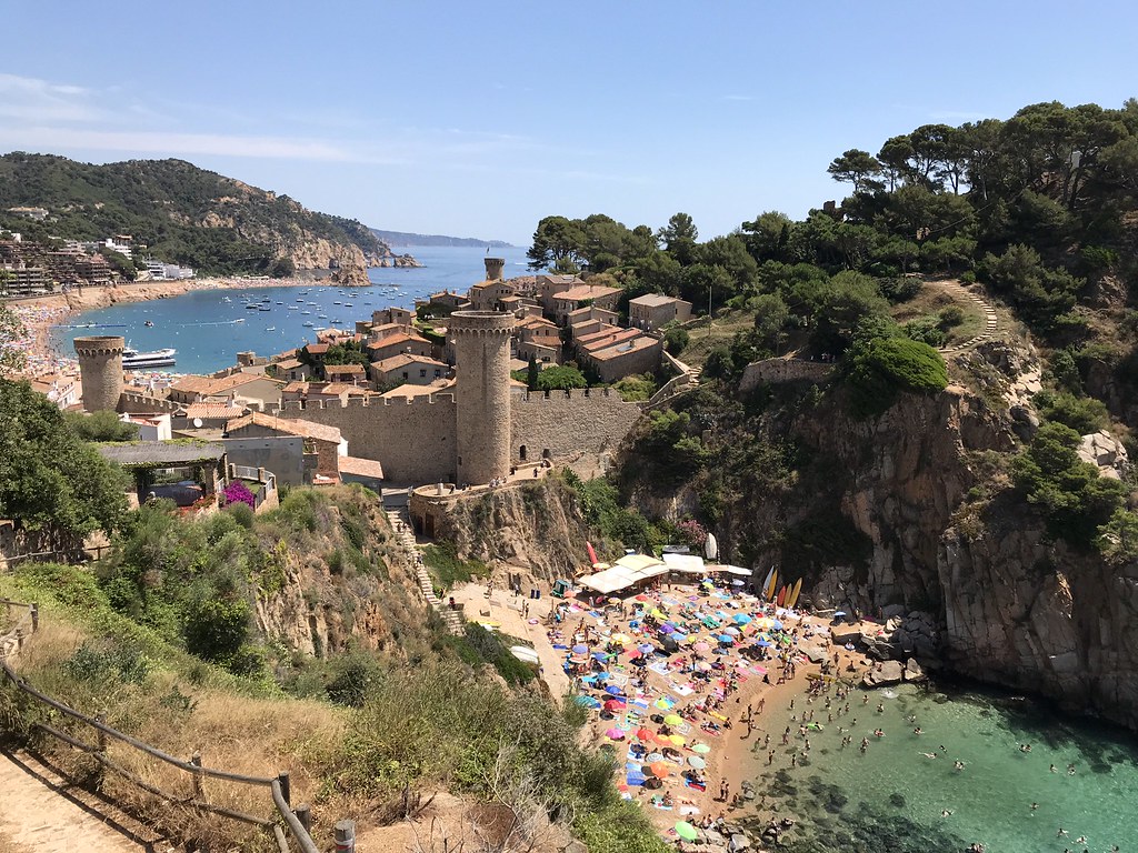 Tossa De Mar - HD Wallpaper 