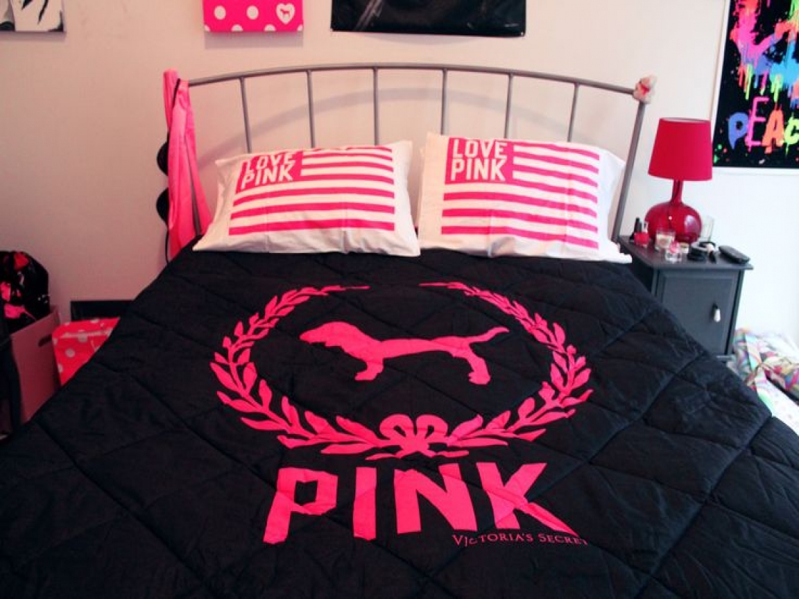 Pink By Victoria Secret Bedding - HD Wallpaper 