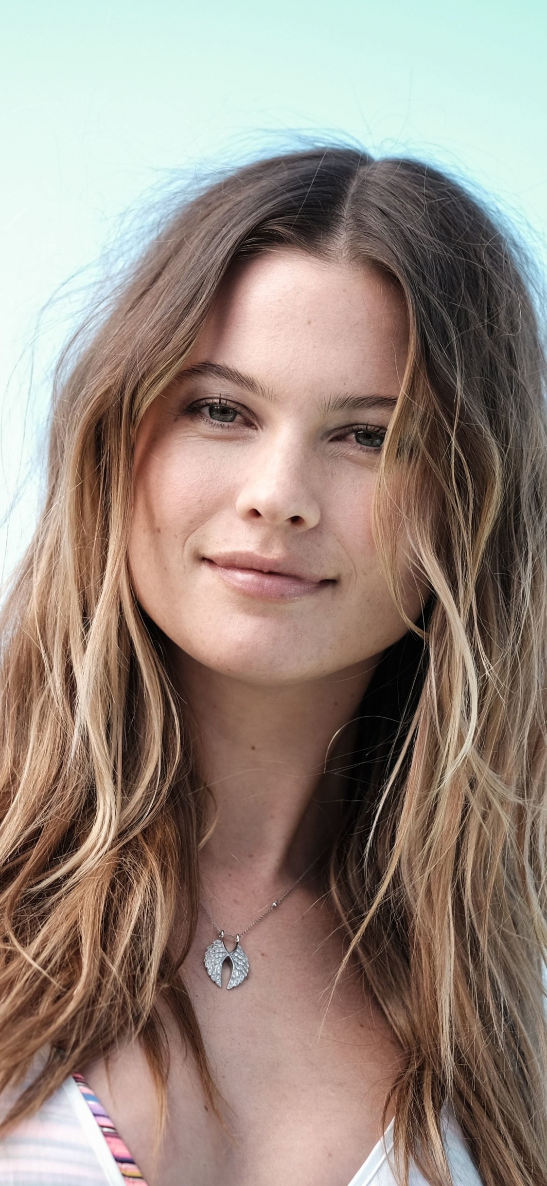 Behati Prinsloo - 1125x2436 Wallpaper - teahub.io