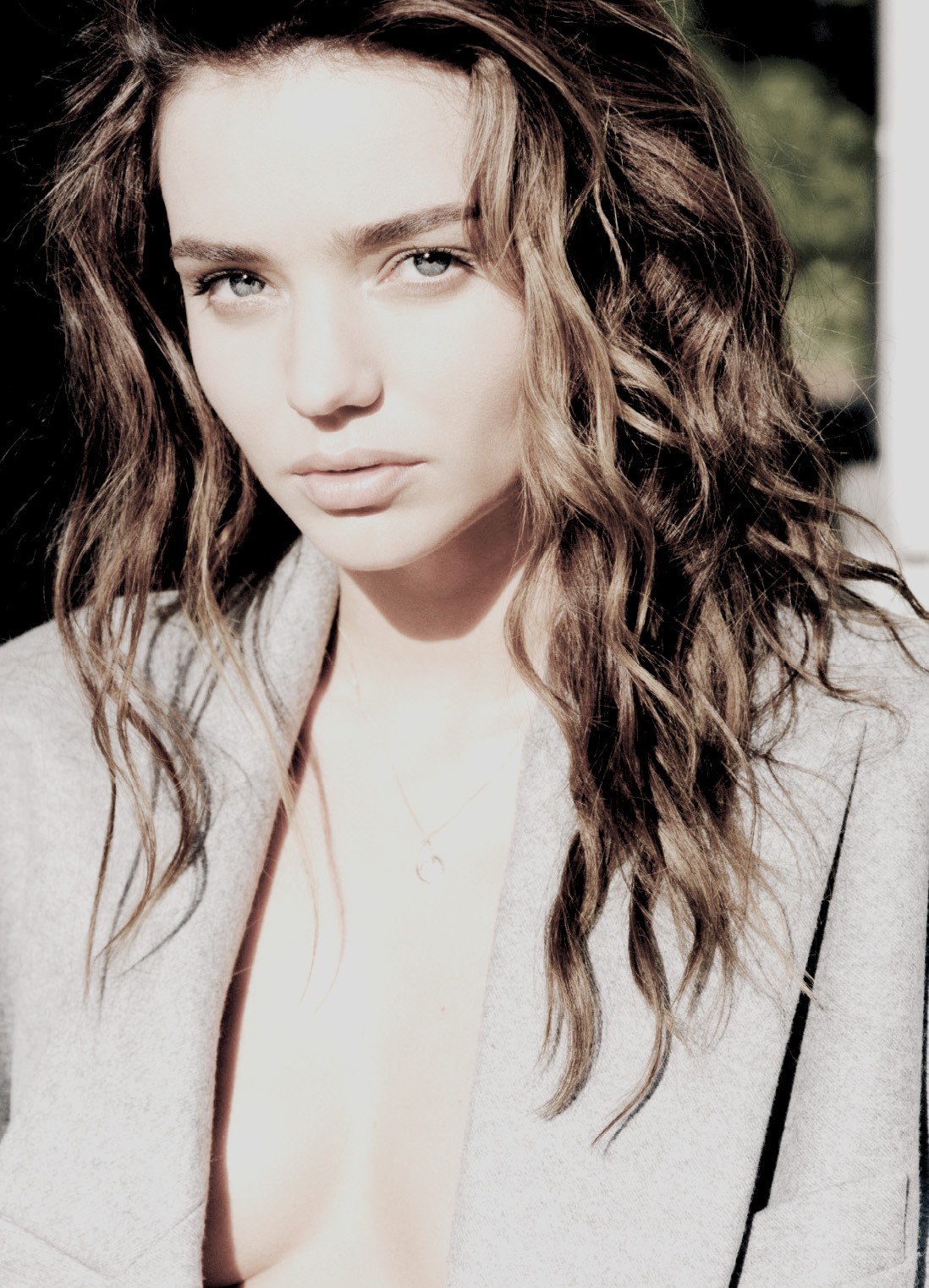 Wallpaper - Miranda Kerr Vogue Uk - HD Wallpaper 