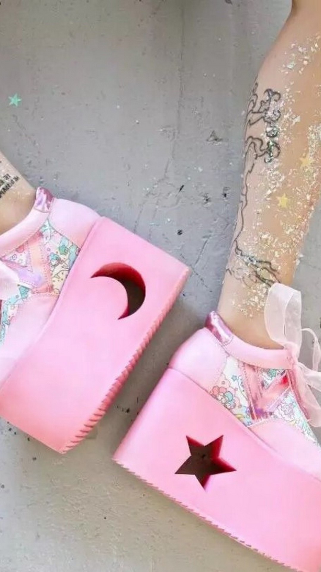 Pink Cute Wallpaper Shoes For Mobile - Pink Cute - HD Wallpaper 