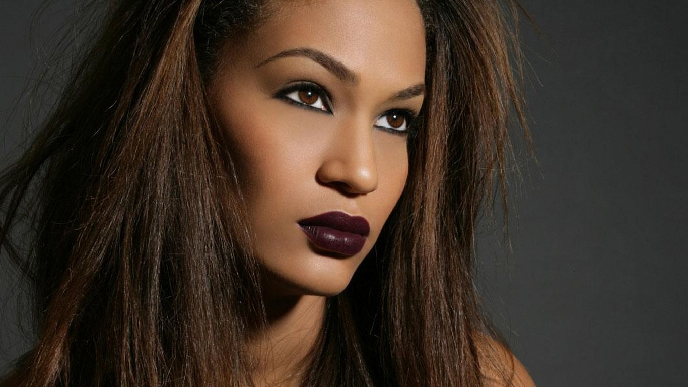 Joan Smalls - HD Wallpaper 