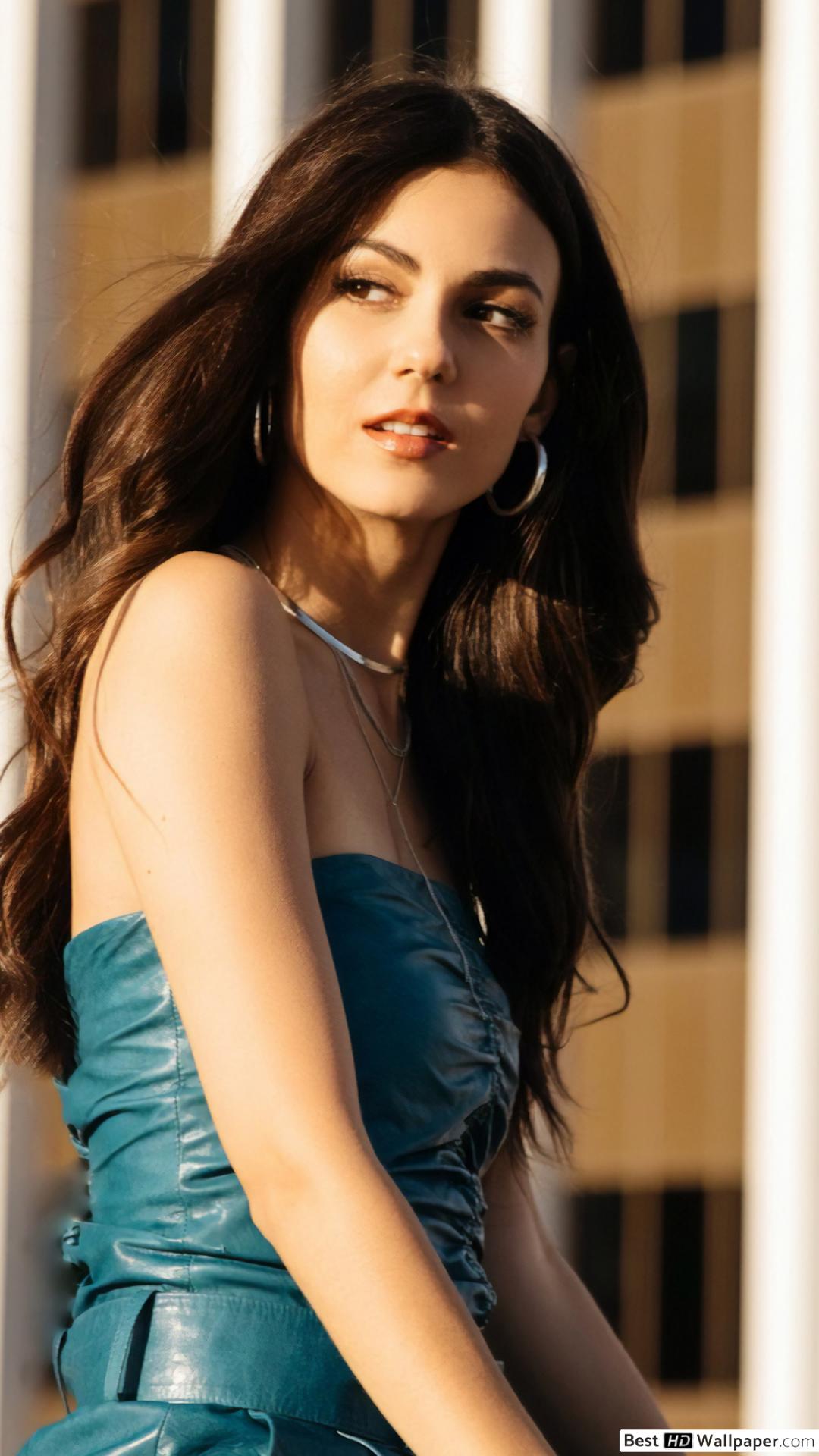 Victoria Justice Wallpaper Iphone - HD Wallpaper 