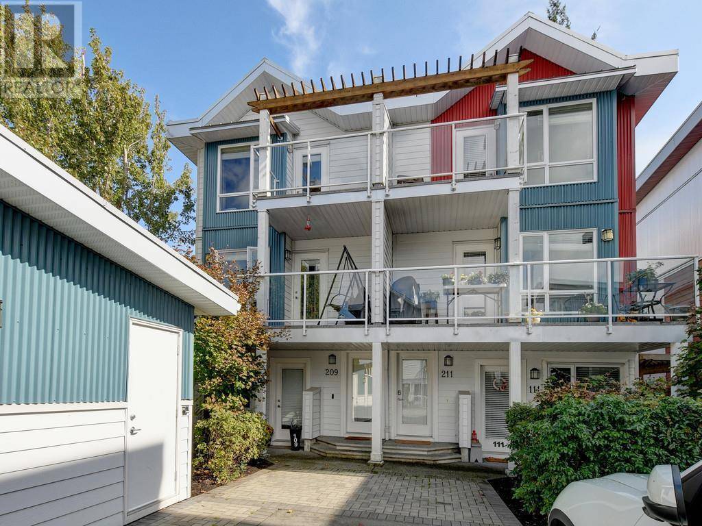 Balcony - HD Wallpaper 