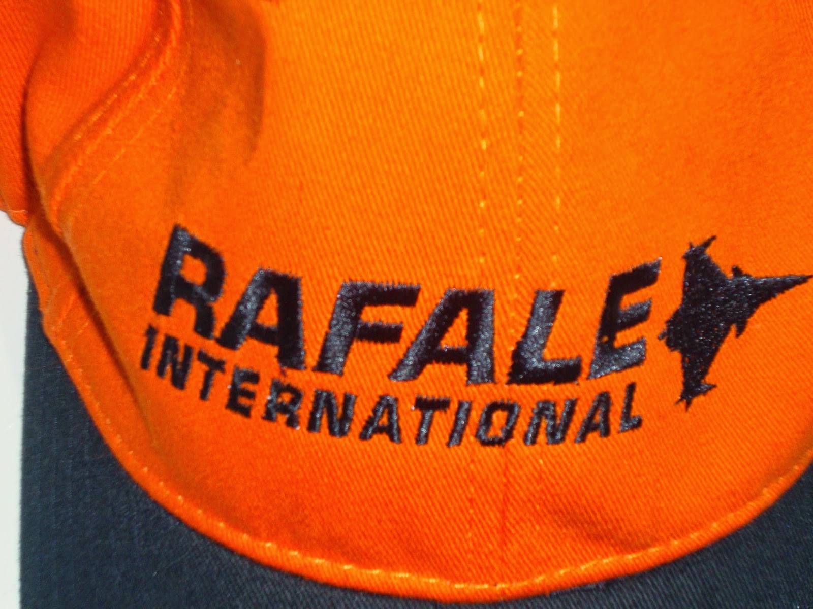 Label - HD Wallpaper 