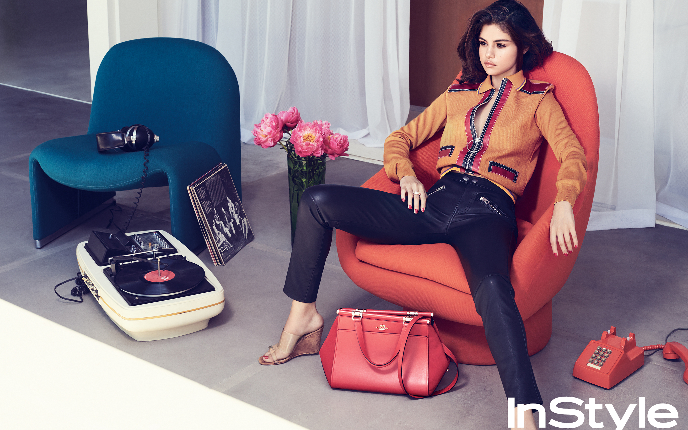 Instyle, Selena Gomez, Beautiful Girl, Hollywood, American - Melissa Benoist Legs Spread - HD Wallpaper 