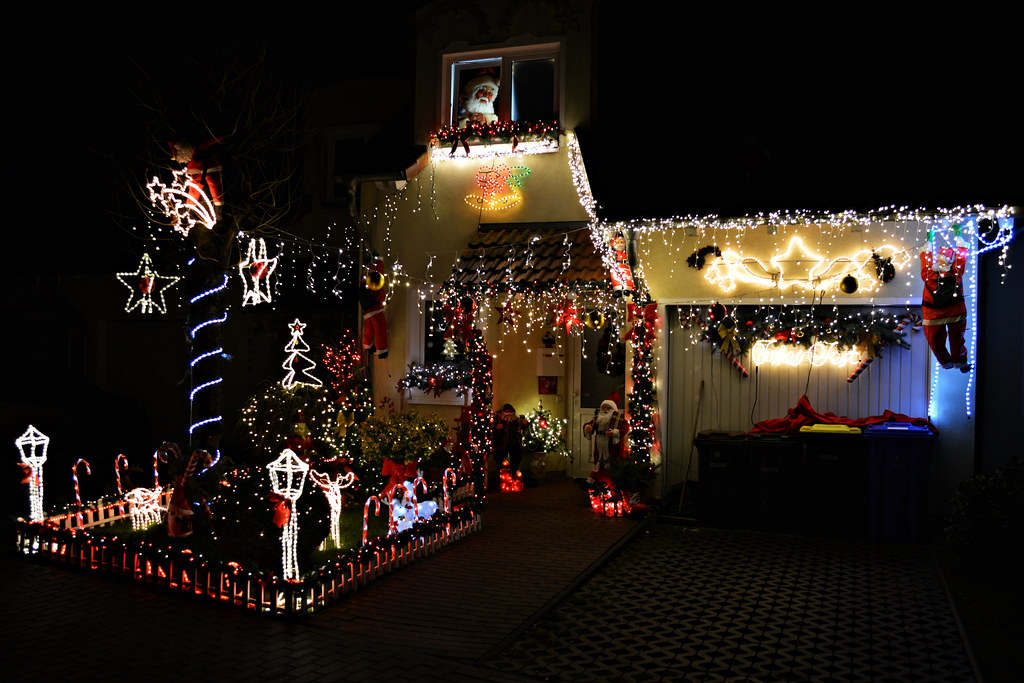 Christmas Lights - HD Wallpaper 