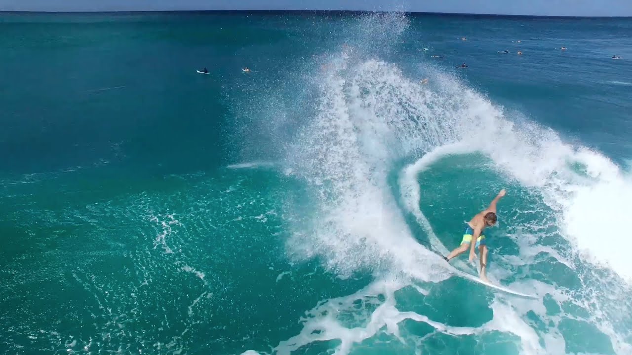 Surfing - HD Wallpaper 