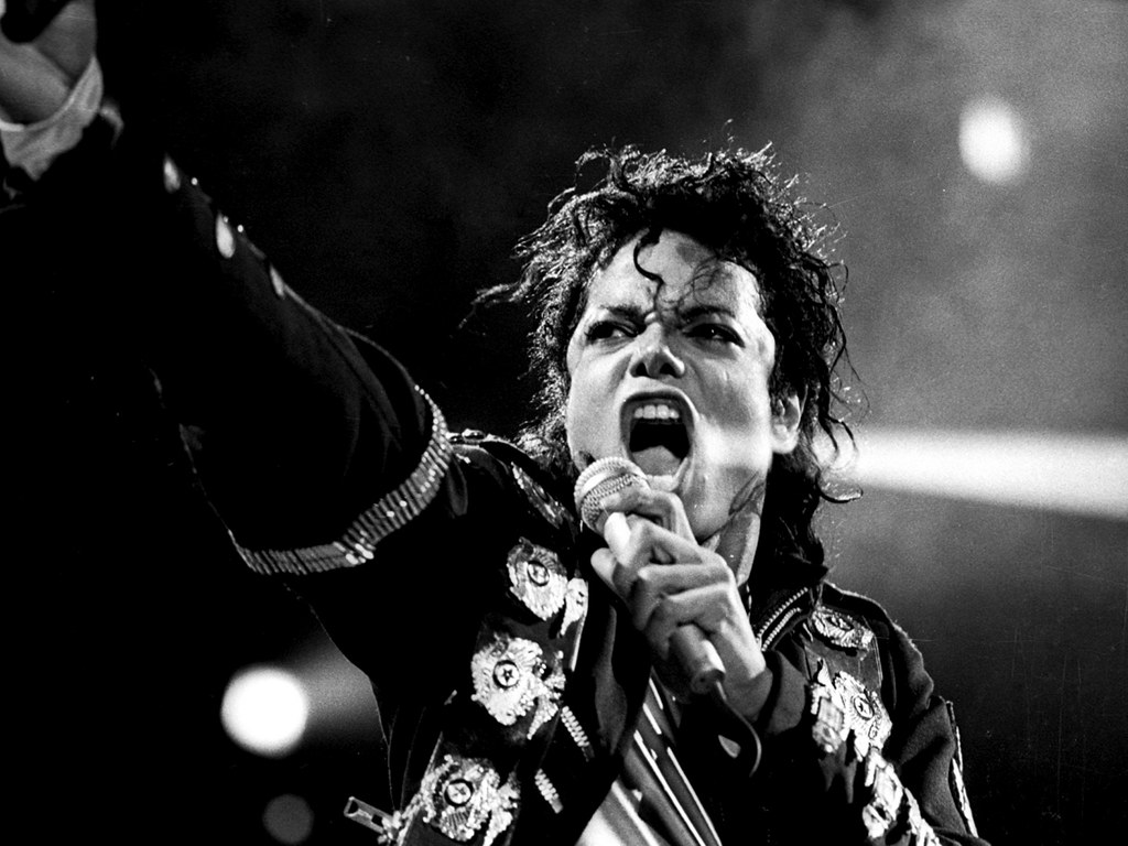 Famous Photos Of Michael Jackson - HD Wallpaper 