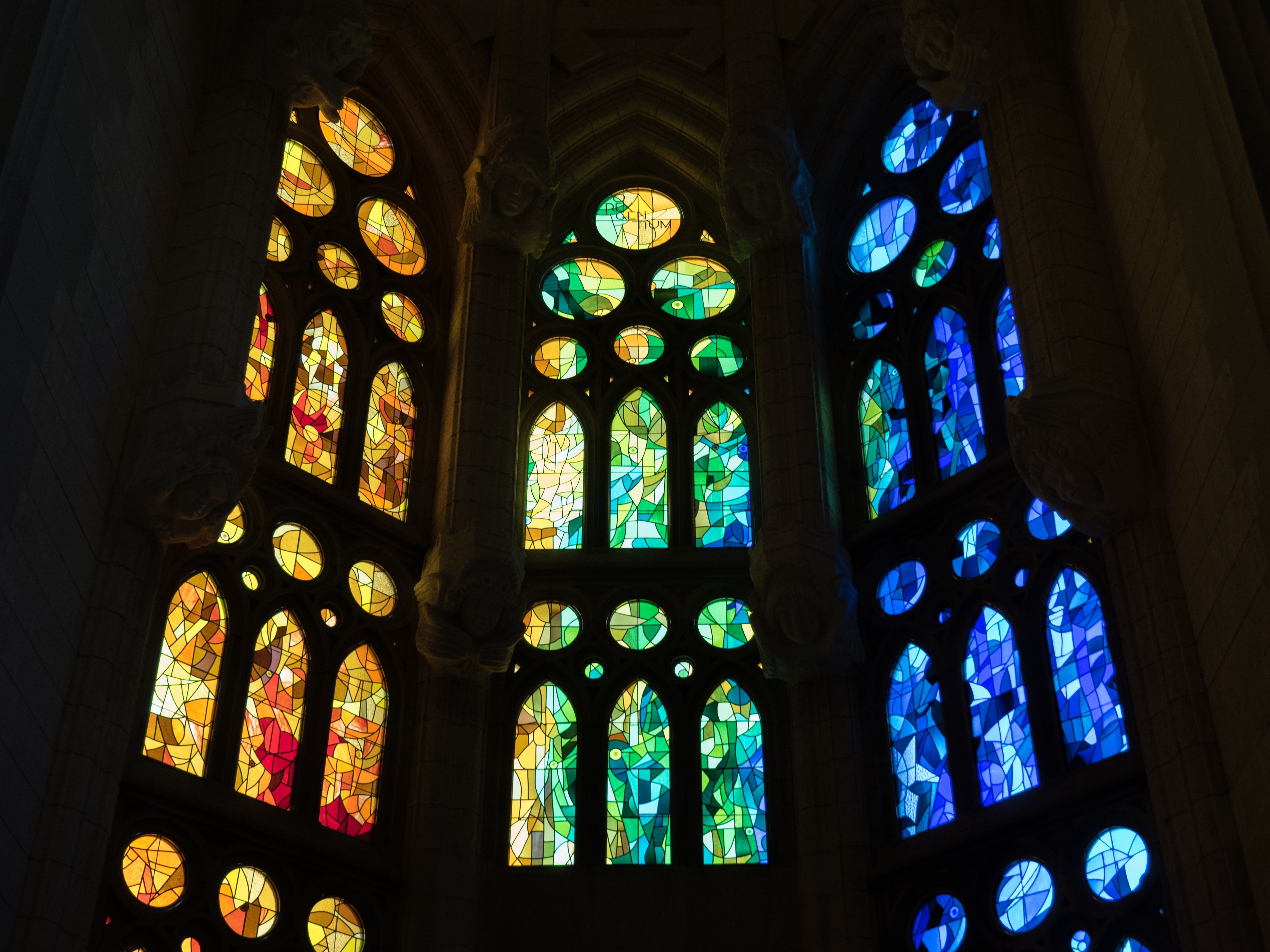 Stained Glass Window Photography - HD Wallpaper 