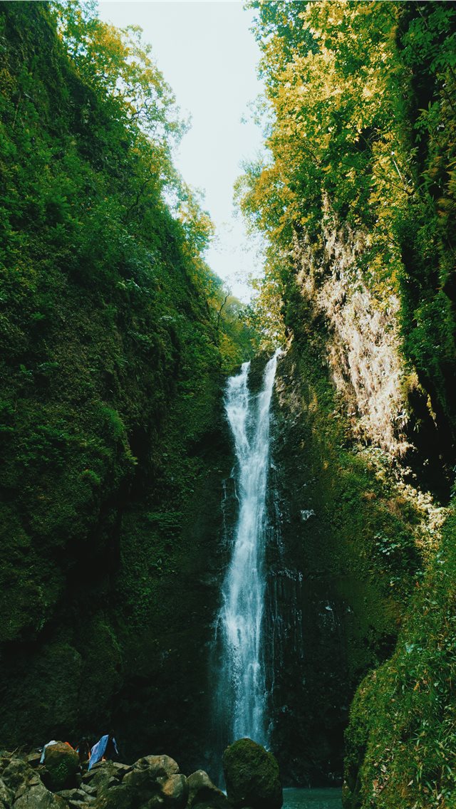 Maui United States Iphone Wallpaper - Iphone X Waterfall - HD Wallpaper 