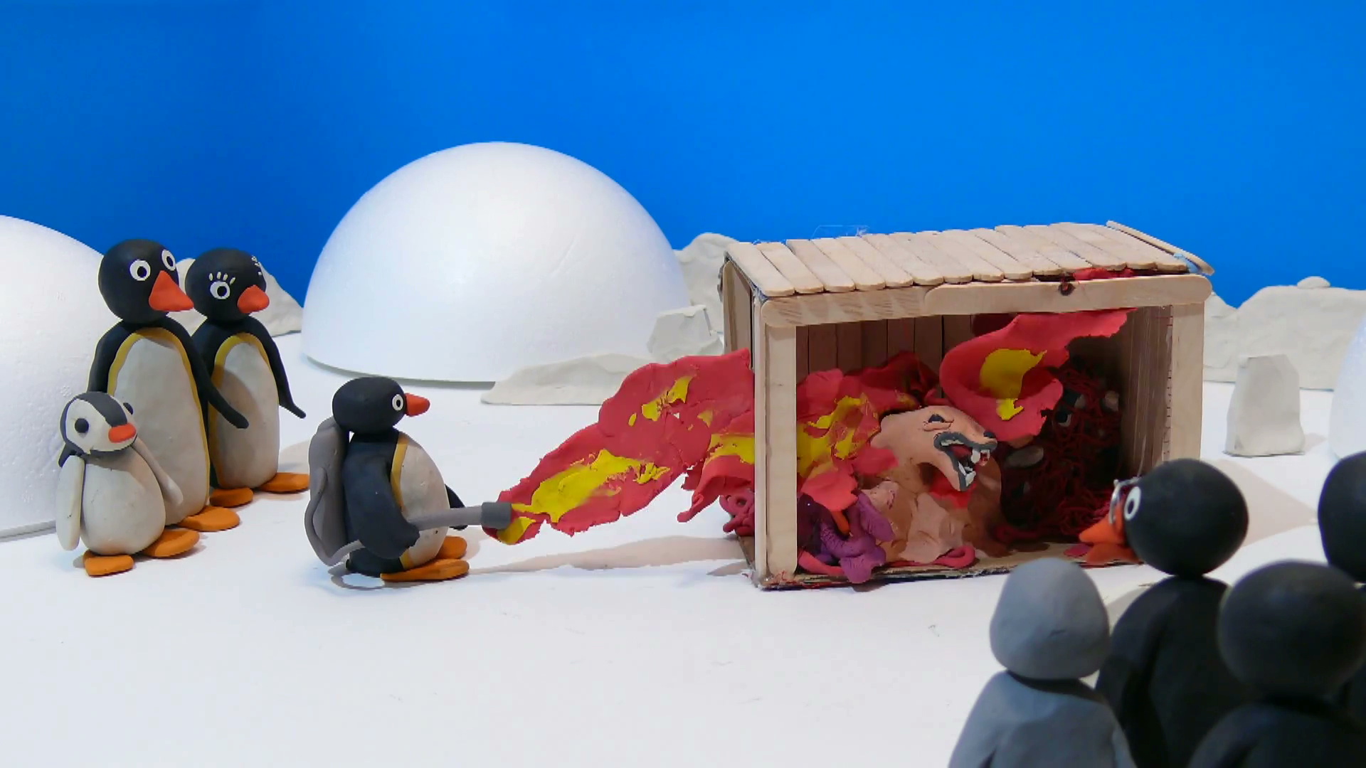 Penguin Stop Motion Animation - HD Wallpaper 