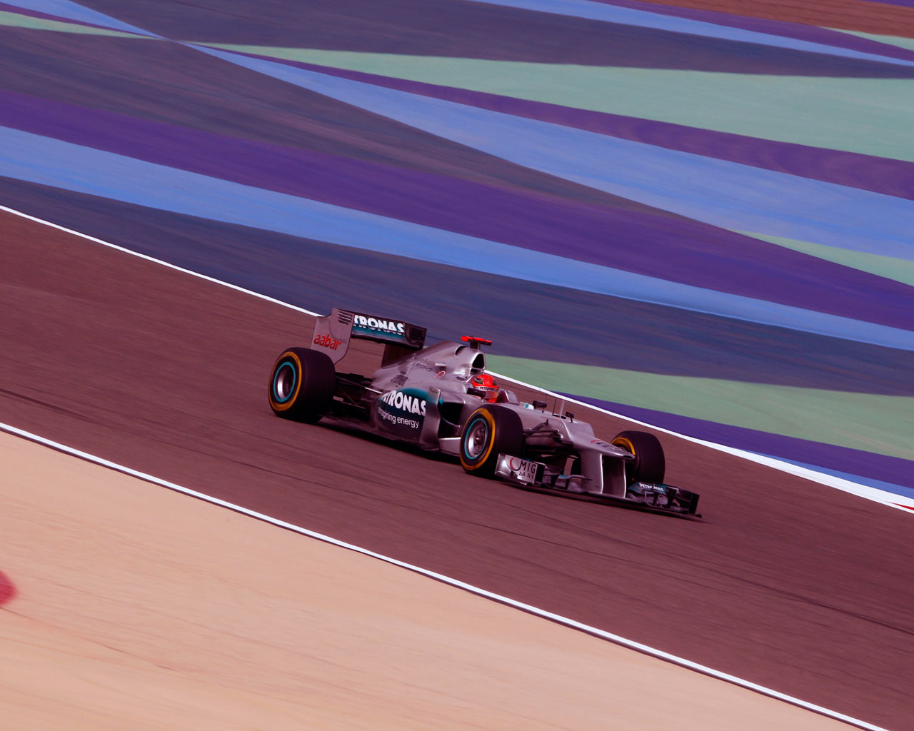 Michael Schumacher - Race Track - HD Wallpaper 