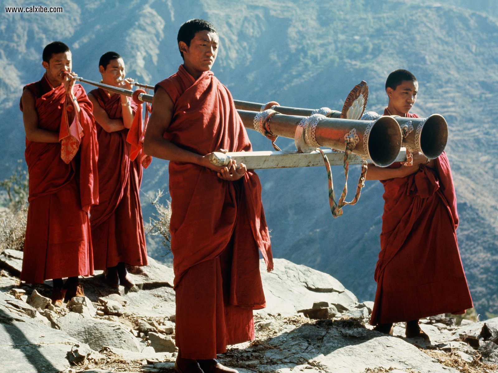 Monks Tibet - HD Wallpaper 