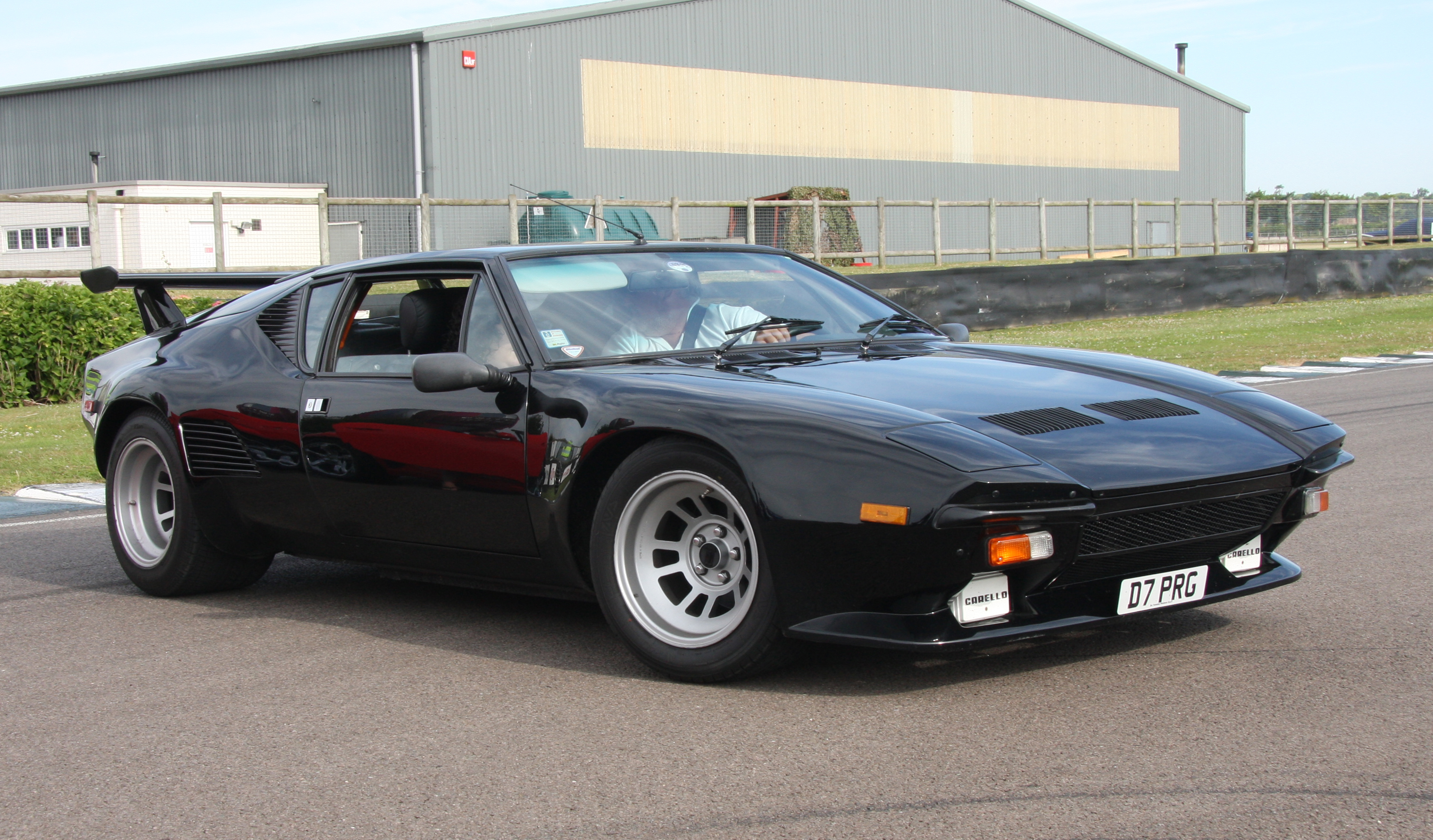 De Tomaso Pantera Hd Wallpapers, Desktop Wallpaper - De Tomaso Pantera - HD Wallpaper 