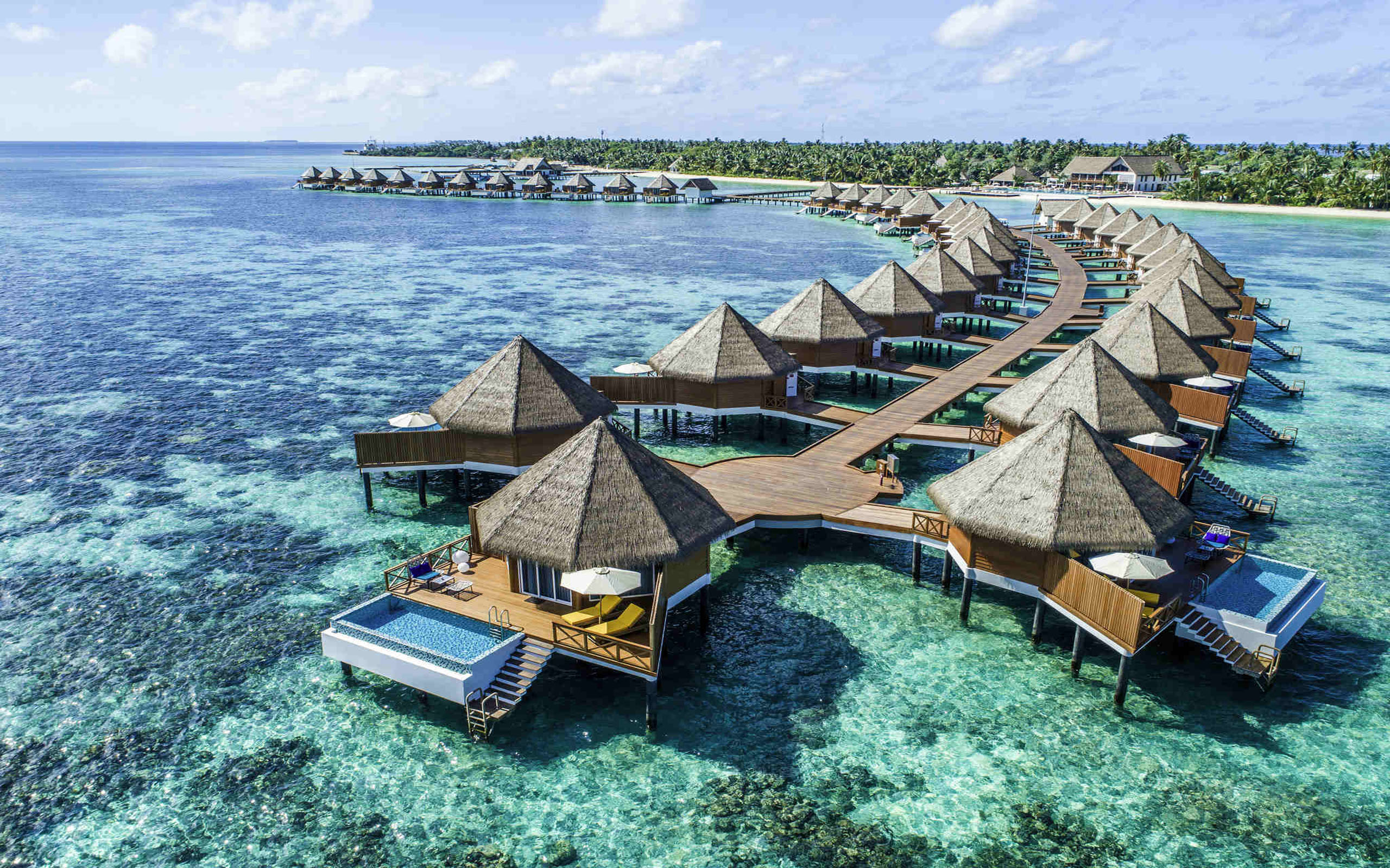 Maldives Hotels - HD Wallpaper 