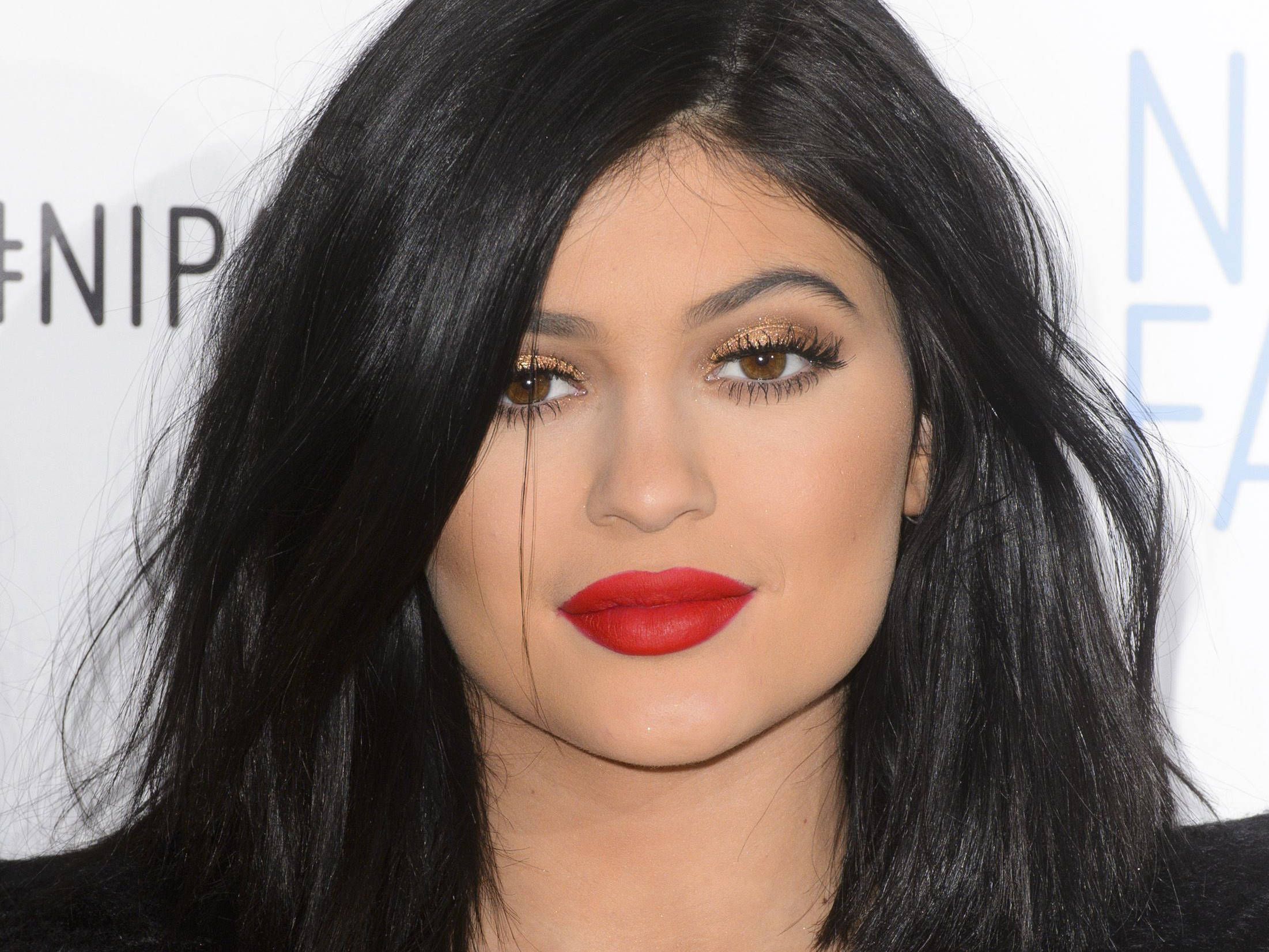 Kylie Jenner Full Lips - HD Wallpaper 