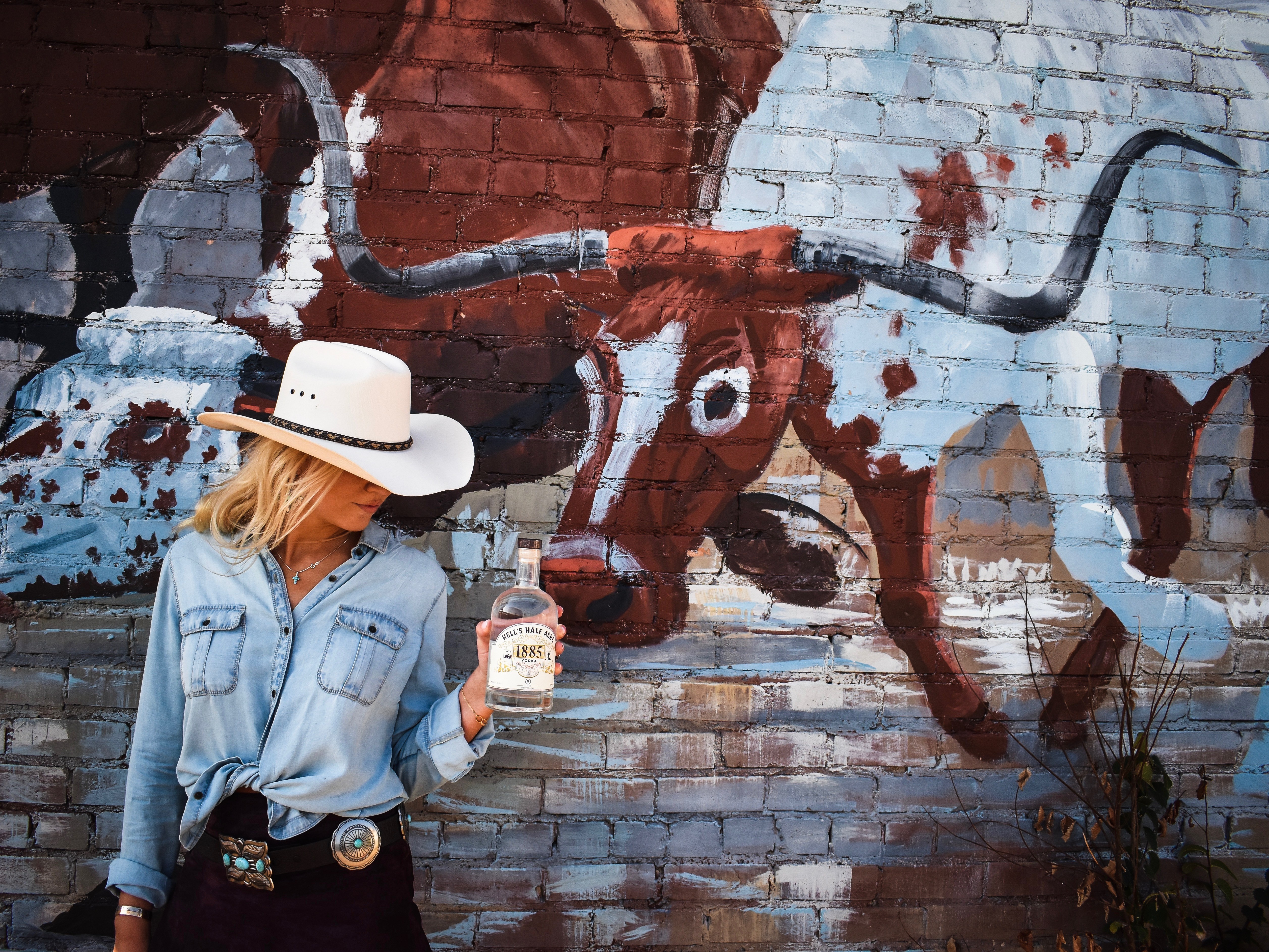 , The Making Of An Old West Vodka - Wall - HD Wallpaper 