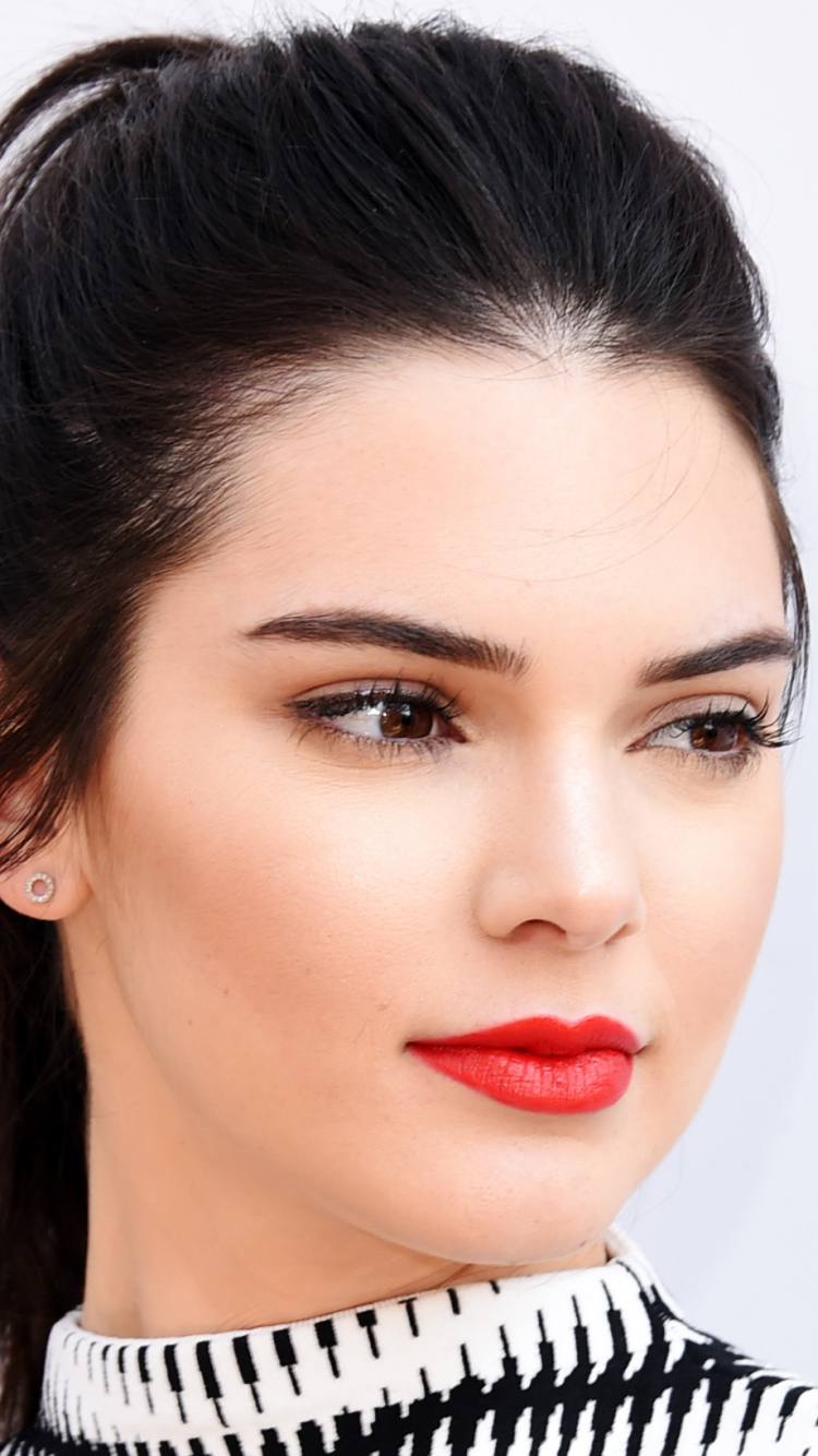 Kendall Jenner Wallpaper Iphone - HD Wallpaper 