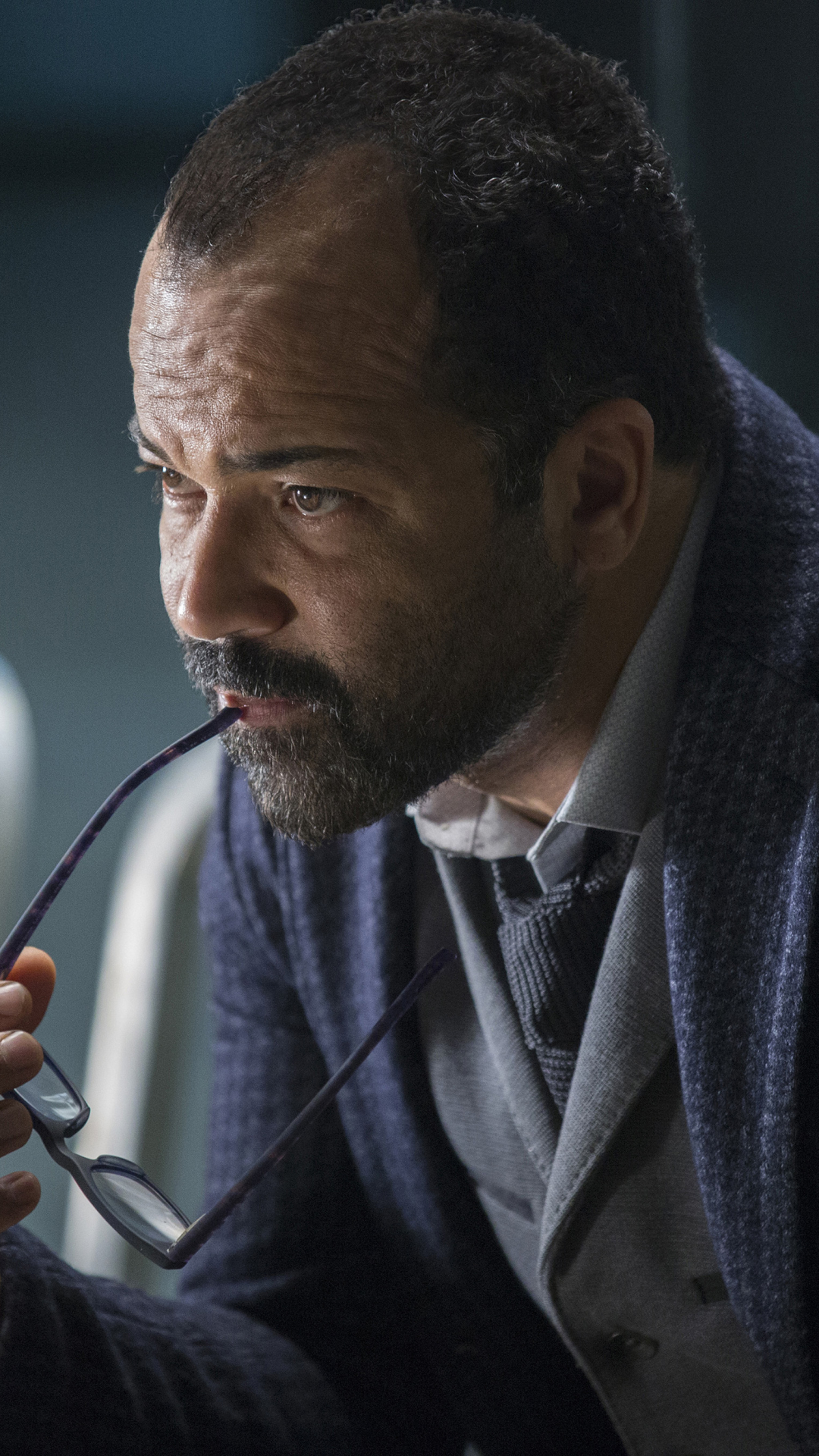 Bernard Lowe - HD Wallpaper 