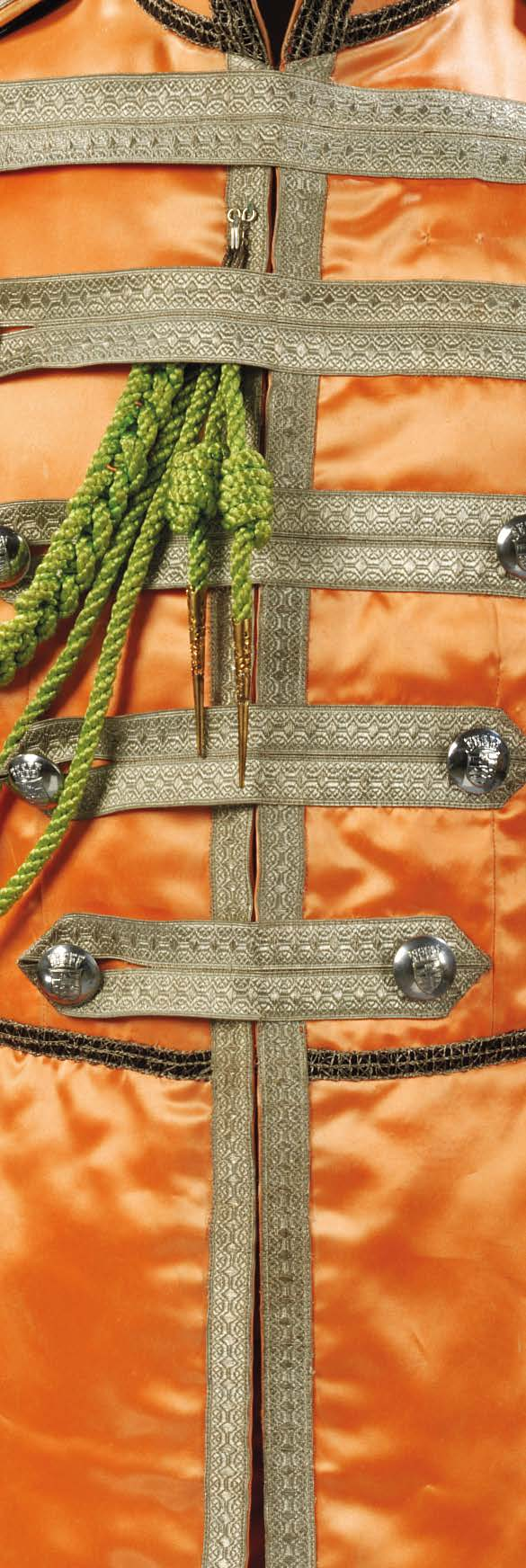 Sgt Pepper's Lonely Hearts Club Band Uniforms - HD Wallpaper 