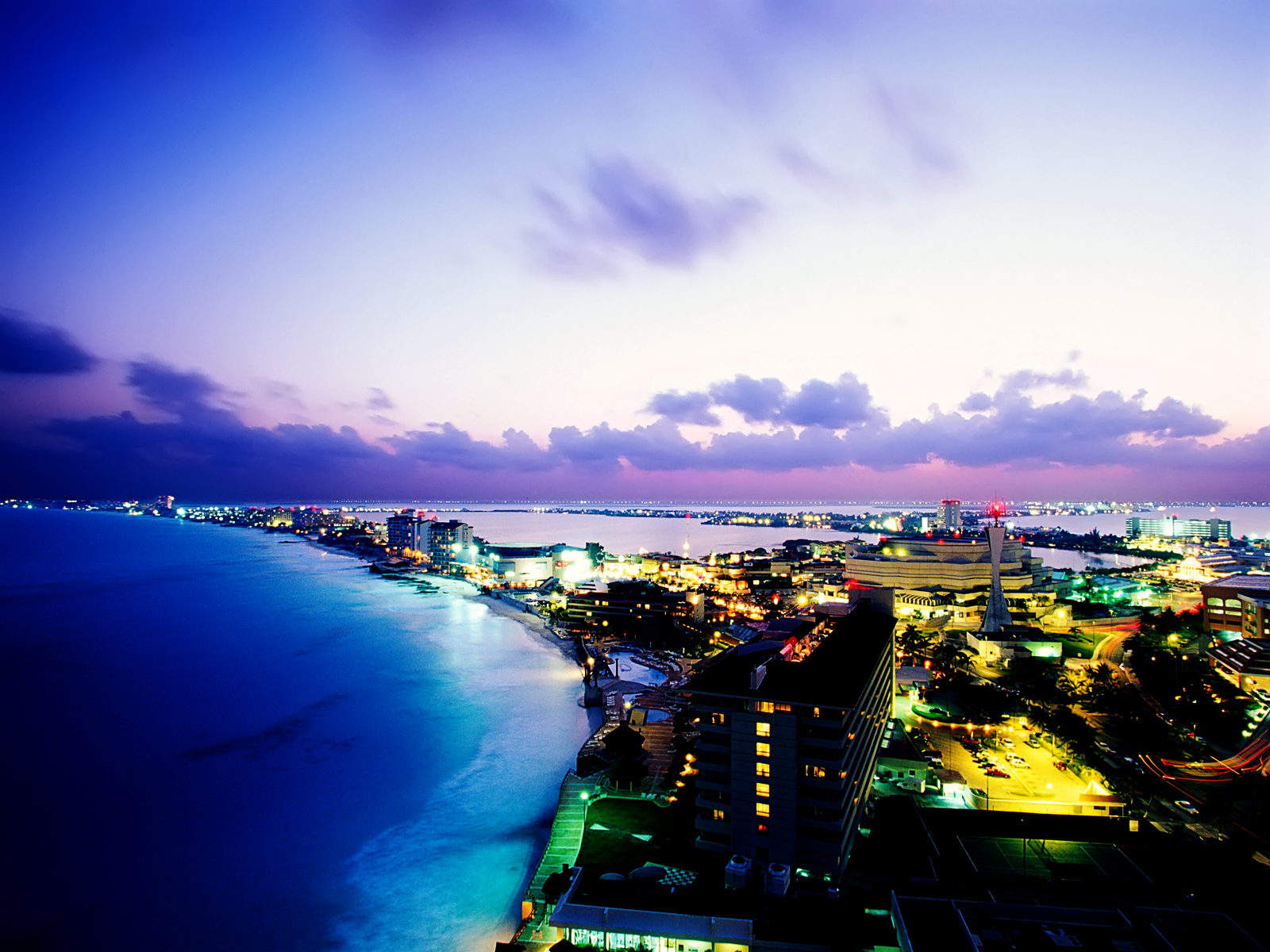 Http - //4 - Bp - Blogspot - Com/ At Night Skyline - Cancun Night - HD Wallpaper 