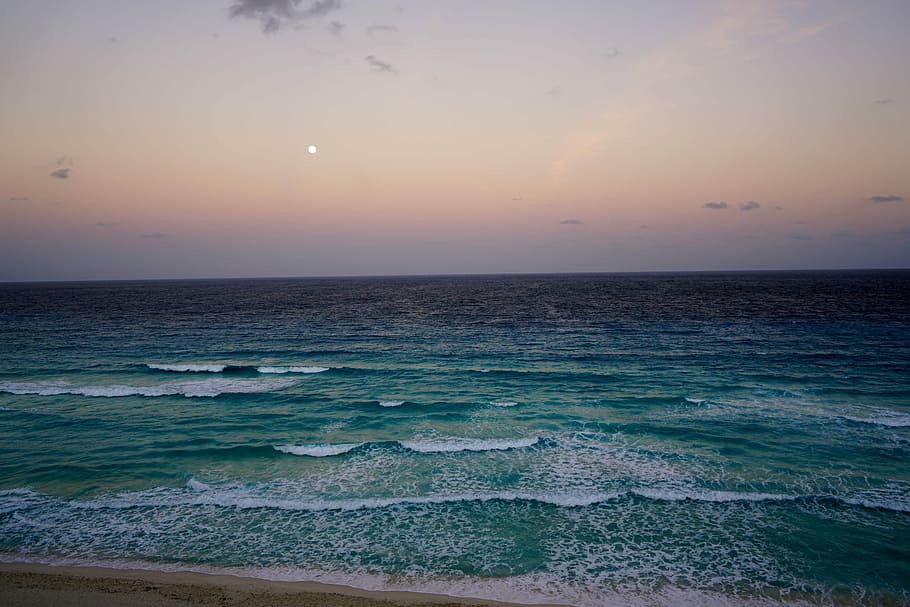 Photo Of Green Ocean During Night Time, Cancun, Mexico, - Seascape Ocean Waves Landscape - HD Wallpaper 