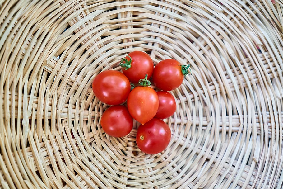Tomato, Basket, Food, Wire Mesh, Middle, Vegetable, - HD Wallpaper 