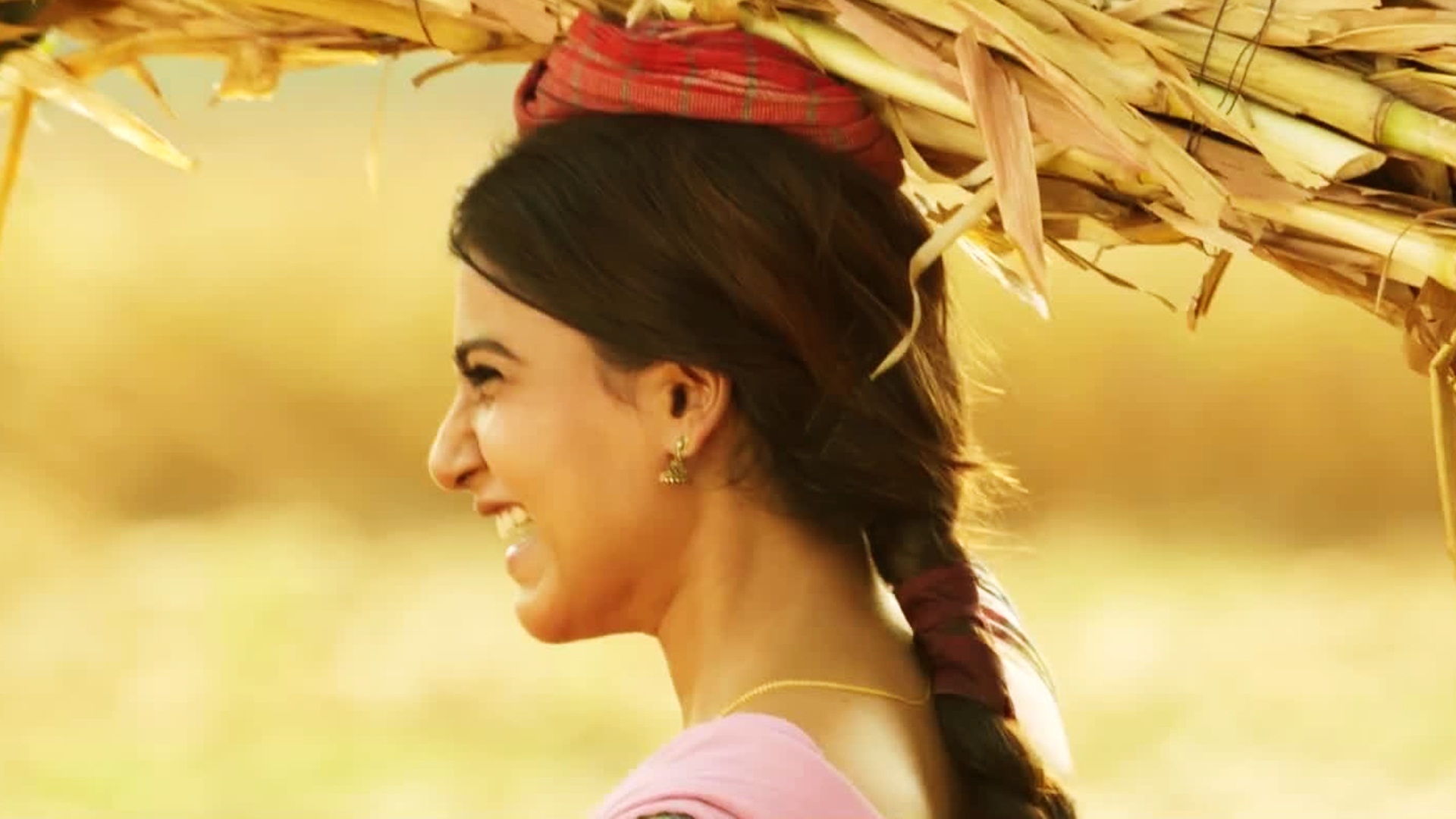 Samantha Akkineni Rangasthalam Hd Desktop Wallpaper - Rangasthalam Photos Of Samantha Download - HD Wallpaper 